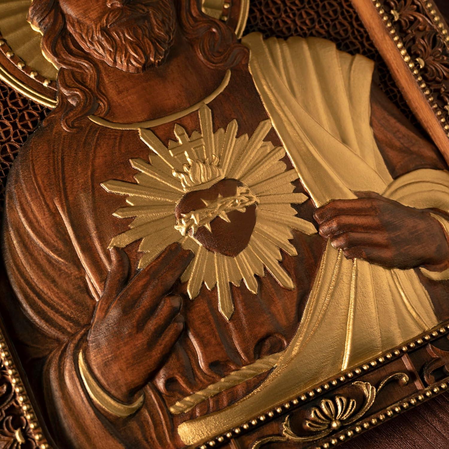 Our Review of the Handmade Sacred Heart of jesus Wooden Wall Decor
