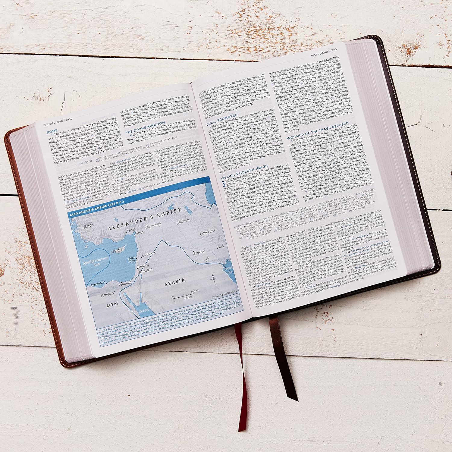 Exploring the‌ NASB macarthur Study bible: Our In-Depth Review