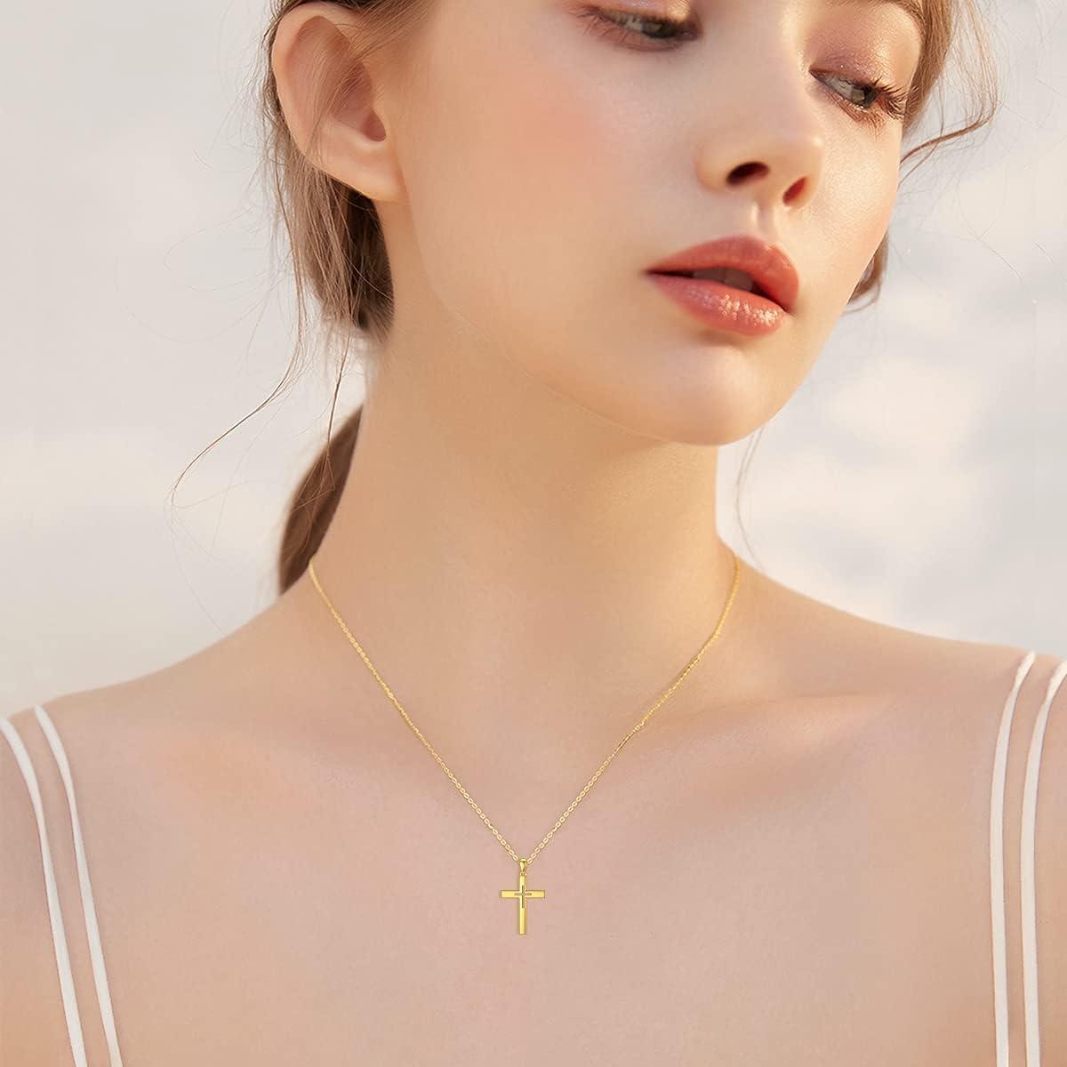 Our ⁢Honest Review of the SISGEM 14K Solid ⁢Gold Cross Necklace