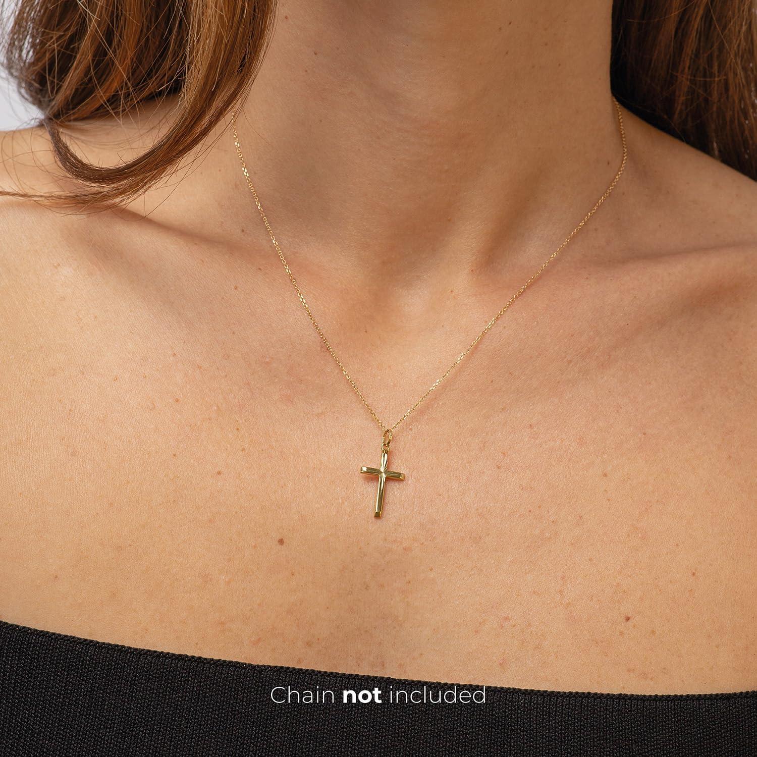 Our Honest Review: Forme di Lucchetta 14k Gold Cross Pendant