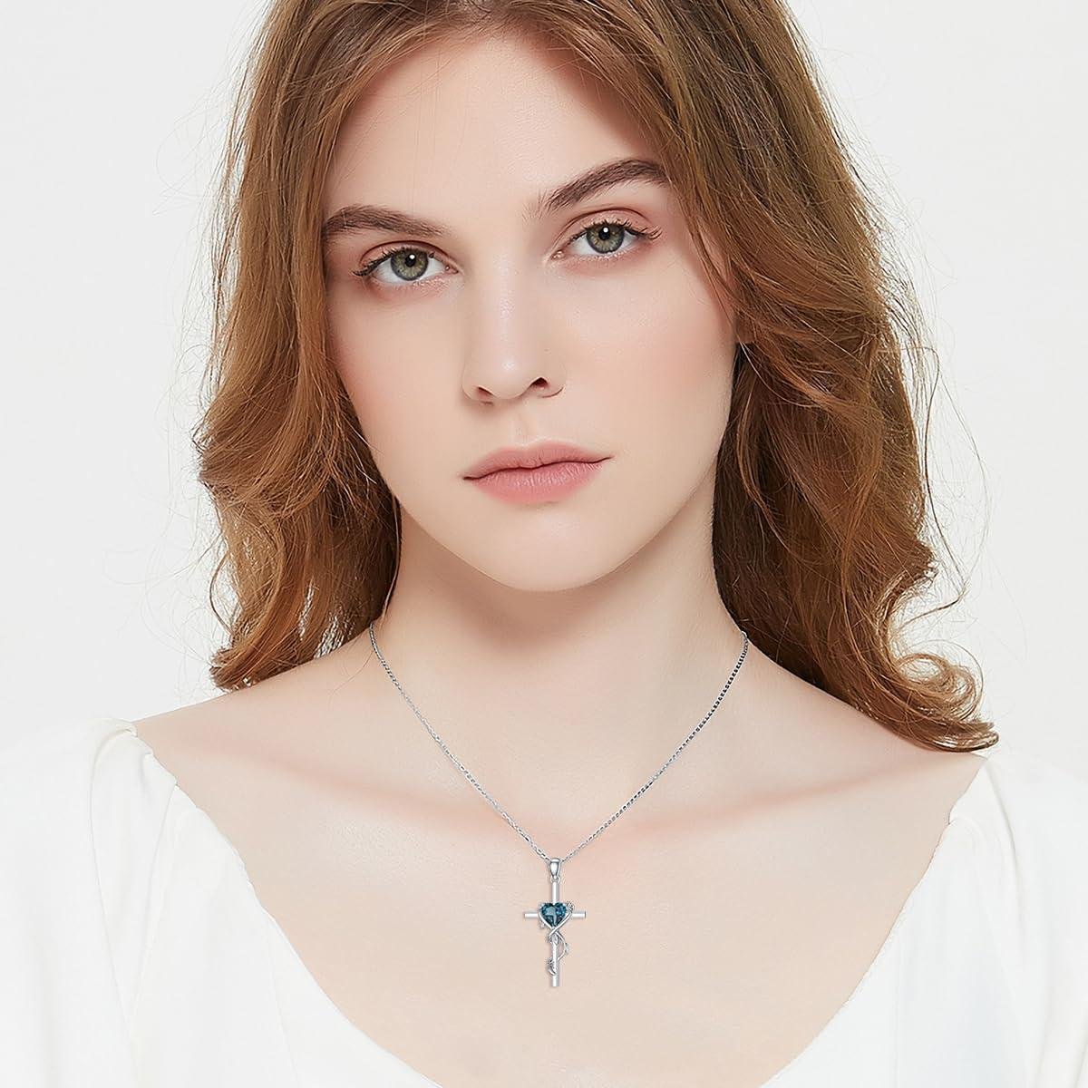 Our Review of the Natural⁤ Gem 925 Sterling Silver Cross Necklace